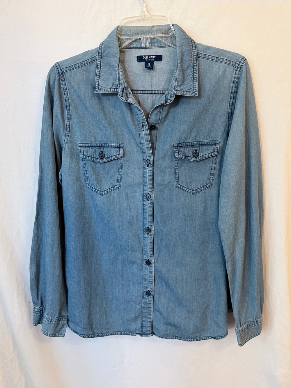 Old Navy Chambray Utility Shirt Relaxed Denim Button Down Medium